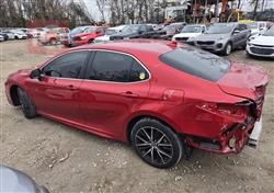 تويوتا كامري